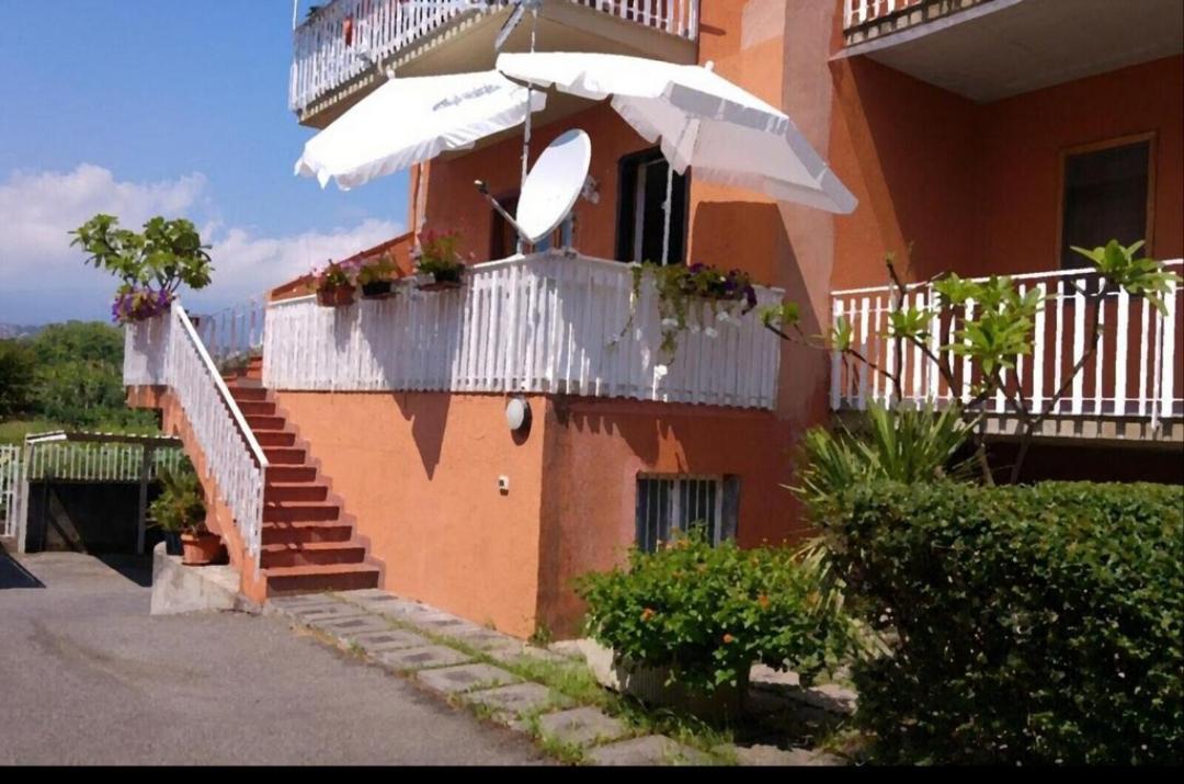 Vila Casa Del Sole Con Vista Sull'Etna A 200 Mt Dal Mare Acireale Exteriér fotografie